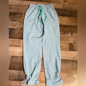 NWT Figs High Waisted Fionlite‎ Jogger Scrub Pants- XS
